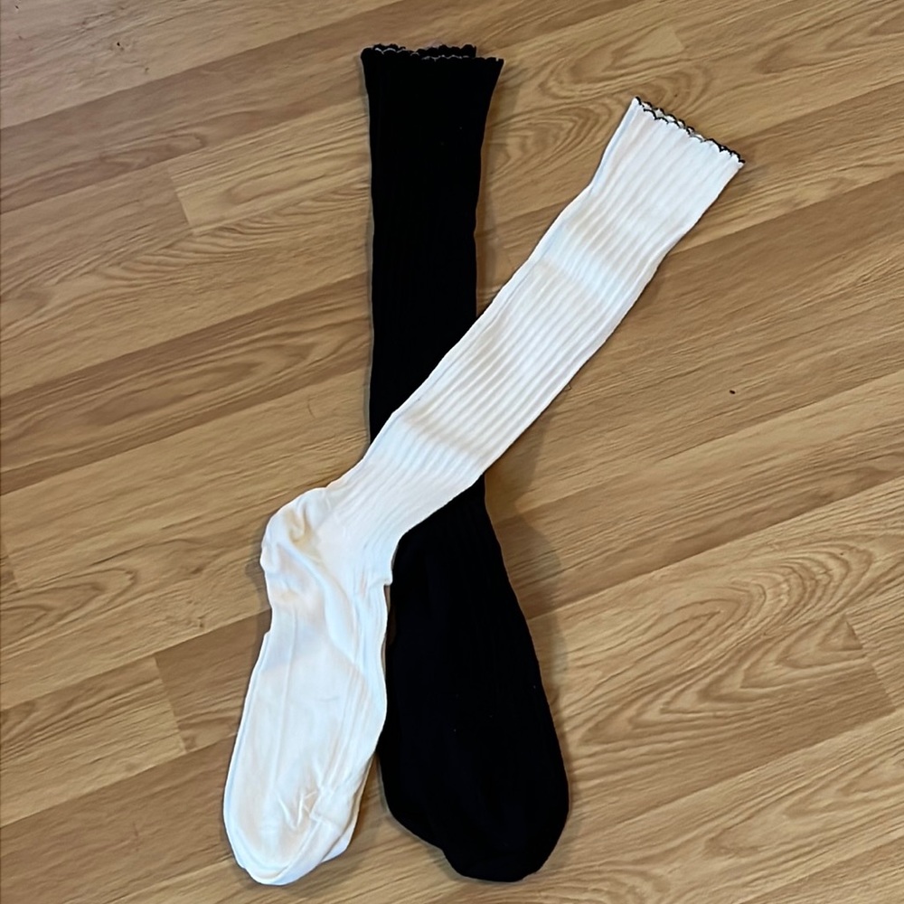 2 pairs KNEE HiGH SOCKS! Black and Cream w/ black NEW!
